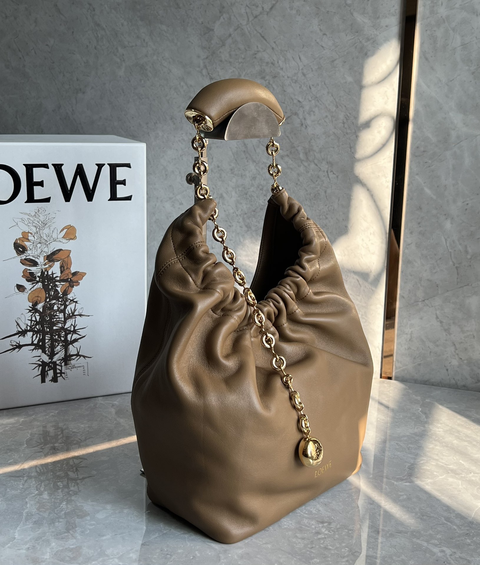 Loewe Medium Squeeze Bag in Mellow Nappa Lambskin Toffee